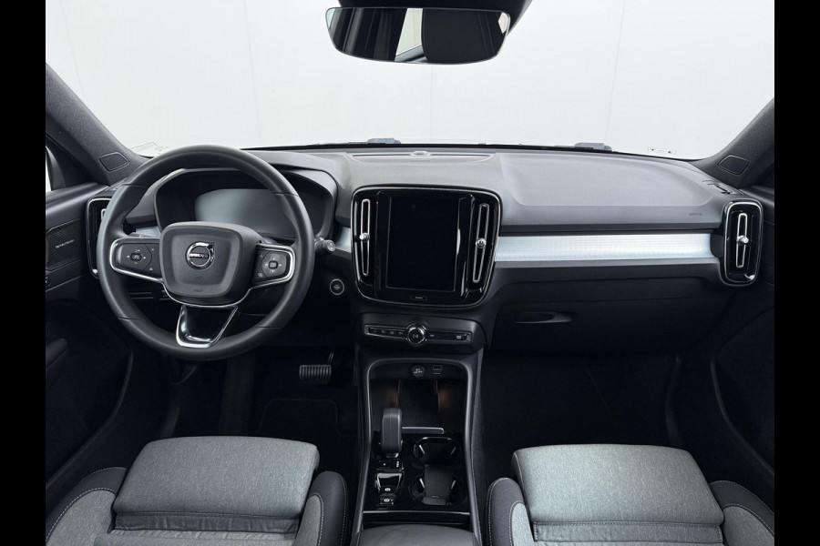 Volvo XC40 1.5 T5 Recharge PLUS BRIGHT VAN: 35.900,- VOOR: 33.877,- UW WKVOORDEEL: 2.023,- | HARMAN KARDON | ELECTR. STOELEN | UNIEKE KMSTAND | CAMERA | ELECTR. ACHTERKLEP | RIJKLAAR INCL. 12 MND BOVAG GARANTIE