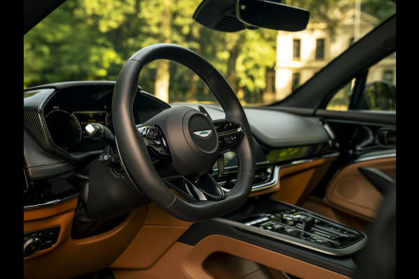 Aston Martin DBX 707 4.0 V8 Facelift | Minotaur Green | Copper Tan interieur | Briljant!