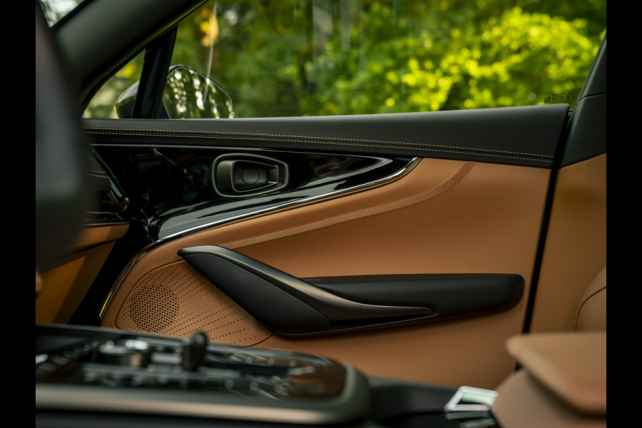 Aston Martin DBX 707 4.0 V8 Facelift | Minotaur Green | Copper Tan interieur | Briljant!