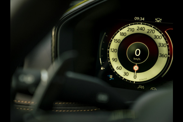 Aston Martin DBX 707 4.0 V8 Facelift | Minotaur Green | Copper Tan interieur | Briljant!
