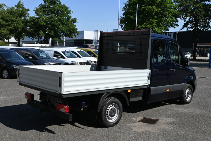 Mercedes-Benz Sprinter 317 CDI L2 RWD DC Open Laadbak 3500 kg Trekhaak, MBUX 10.25, Standkachel, Etc.
