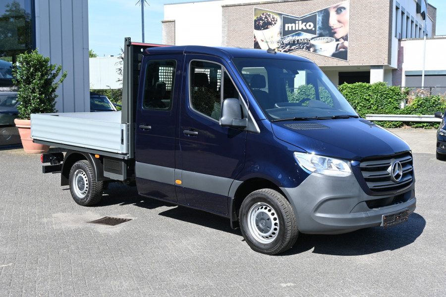 Mercedes-Benz Sprinter 317 CDI L2 RWD DC Open Laadbak 3500 kg Trekhaak, MBUX 10.25, Standkachel, Etc.