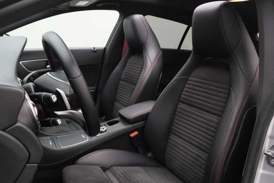 Mercedes-Benz CLA-Klasse Shooting Brake 250 Prestige AMG Panoramadak, Camera, LED, Navigatie, Trekhaak, PDC, 18"