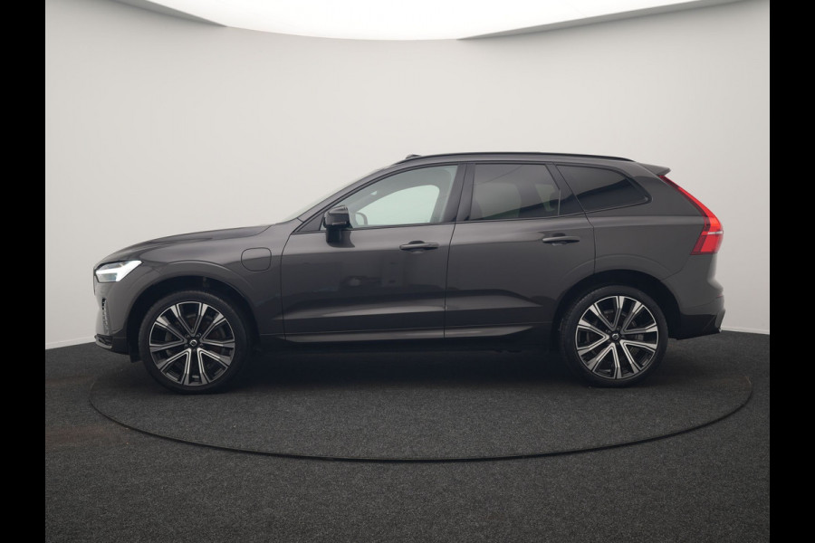 Volvo XC60 T6 AWD R-Design Long Range PHEV 398pk Dealer O.H | Trekhaak Af Fabriek | Panodak | Adaptive Cruise | Harman / Kardon | Camera | Lederen Sportstoelen Memory & Verwarmd | Keyless | Google Assist | Pilot Assist | Navigatie | Virtual | DAB | 21"L.M | Plug In Hybrid |