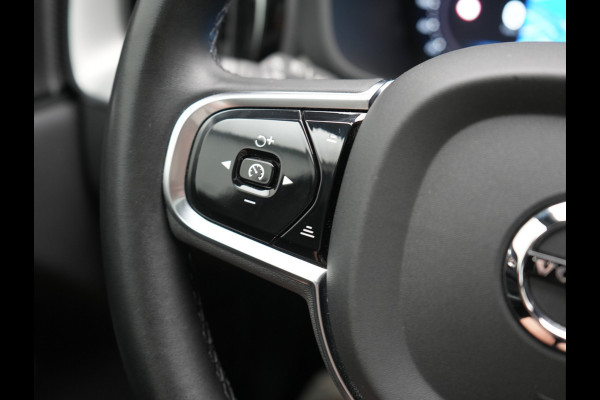Volvo XC60 T6 AWD R-Design Long Range PHEV 398pk Dealer O.H | Trekhaak Af Fabriek | Panodak | Adaptive Cruise | Harman / Kardon | Camera | Lederen Sportstoelen Memory & Verwarmd | Keyless | Google Assist | Pilot Assist | Navigatie | Virtual | DAB | 21"L.M | Plug In Hybrid |