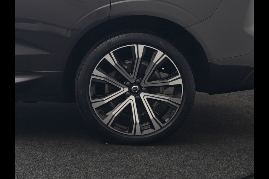 Volvo XC60 T6 AWD R-Design Long Range PHEV 398pk Dealer O.H | Trekhaak Af Fabriek | Panodak | Adaptive Cruise | Harman / Kardon | Camera | Lederen Sportstoelen Memory & Verwarmd | Keyless | Google Assist | Pilot Assist | Navigatie | Virtual | DAB | 21"L.M | Plug In Hybrid |