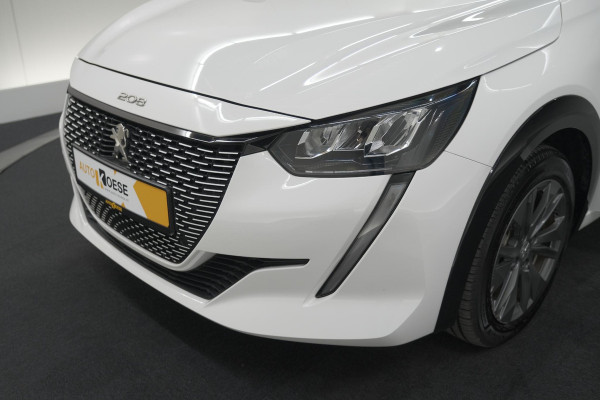Peugeot e-208 EV Active Pack 50 kWh | 11 KW LADER | IJSKOUDE Climate Control | Parkeersensoren | Apple Carplay