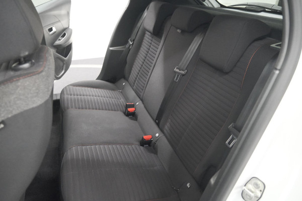 Peugeot e-208 EV Active Pack 50 kWh | 11 KW LADER | IJSKOUDE Climate Control | Parkeersensoren | Apple Carplay