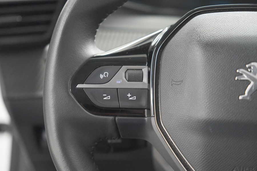 Peugeot e-208 EV Active Pack 50 kWh | 11 KW LADER | IJSKOUDE Climate Control | Parkeersensoren | Apple Carplay