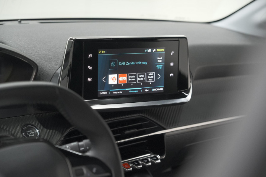 Peugeot e-208 EV Active Pack 50 kWh | 11 KW LADER | IJSKOUDE Climate Control | Parkeersensoren | Apple Carplay