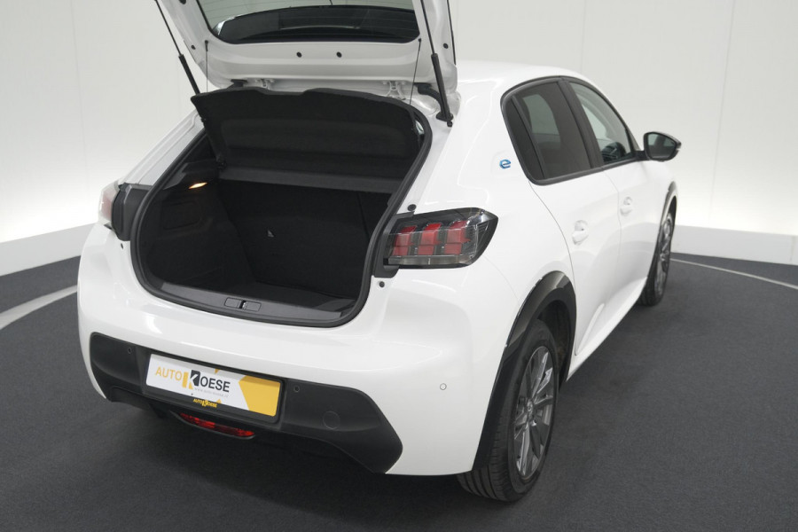 Peugeot e-208 EV Active Pack 50 kWh | 11 KW LADER | IJSKOUDE Climate Control | Parkeersensoren | Apple Carplay