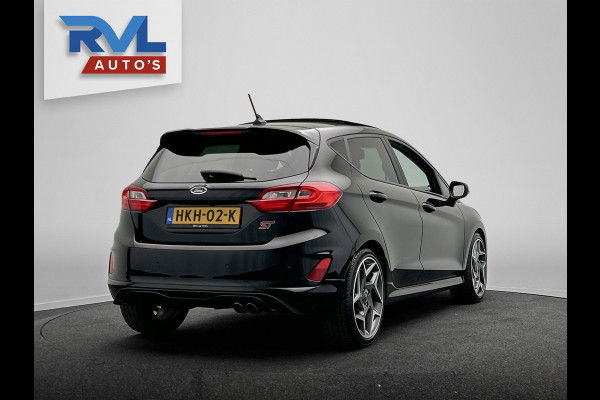 Ford Fiesta 1.5 EcoBoost ST-3 200 PK Performance | Panoramadak | B&O | Recaro | Carplay | Camera | Stoel/Stuur Verwarming |
