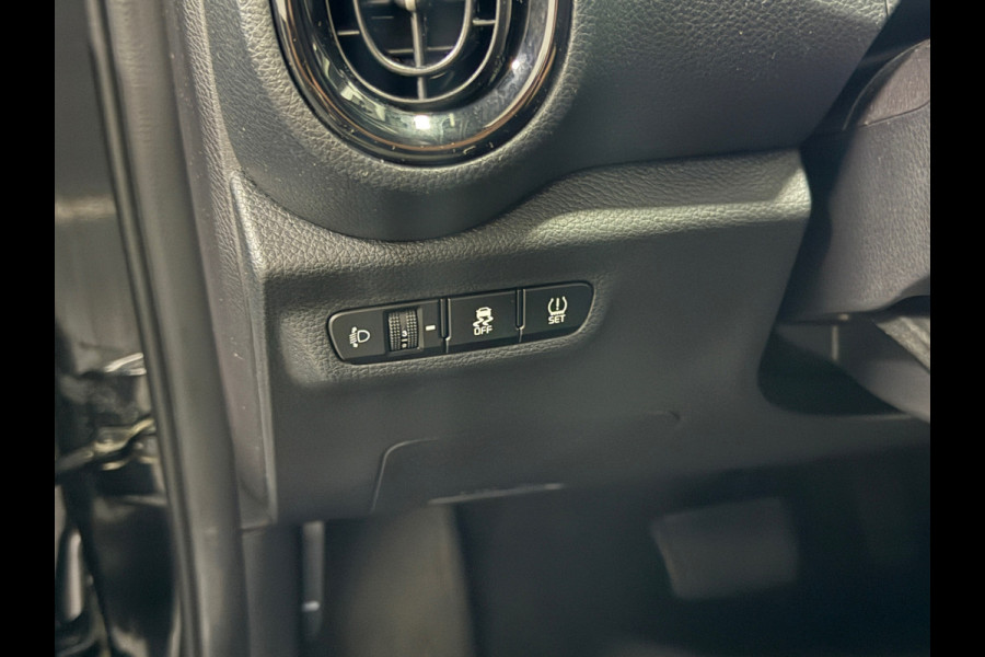 Kia Picanto 1.0 DPi Dream Team Edition | Automaat | Camera | Navi | Stoelverwarming | Stuurverwarming