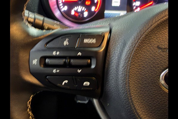 Kia Picanto 1.0 DPi Dream Team Edition | Automaat | Camera | Navi | Stoelverwarming | Stuurverwarming