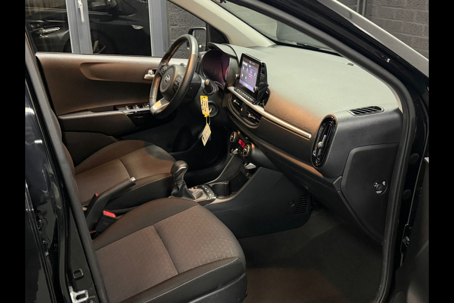 Kia Picanto 1.0 DPi Dream Team Edition | Automaat | Camera | Navi | Stoelverwarming | Stuurverwarming