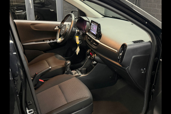 Kia Picanto 1.0 DPi Dream Team Edition | Automaat | Camera | Navi | Stoelverwarming | Stuurverwarming