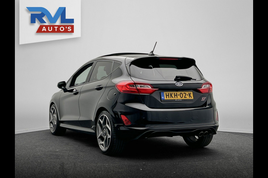 Ford Fiesta 1.5 EcoBoost ST-3 200 PK Performance | Panoramadak | B&O | Recaro | Carplay | Camera | Stoel/Stuur Verwarming |