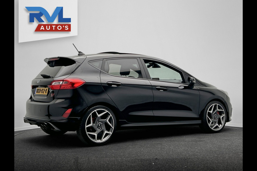 Ford Fiesta 1.5 EcoBoost ST-3 200 PK Performance | Panoramadak | B&O | Recaro | Carplay | Camera | Stoel/Stuur Verwarming |
