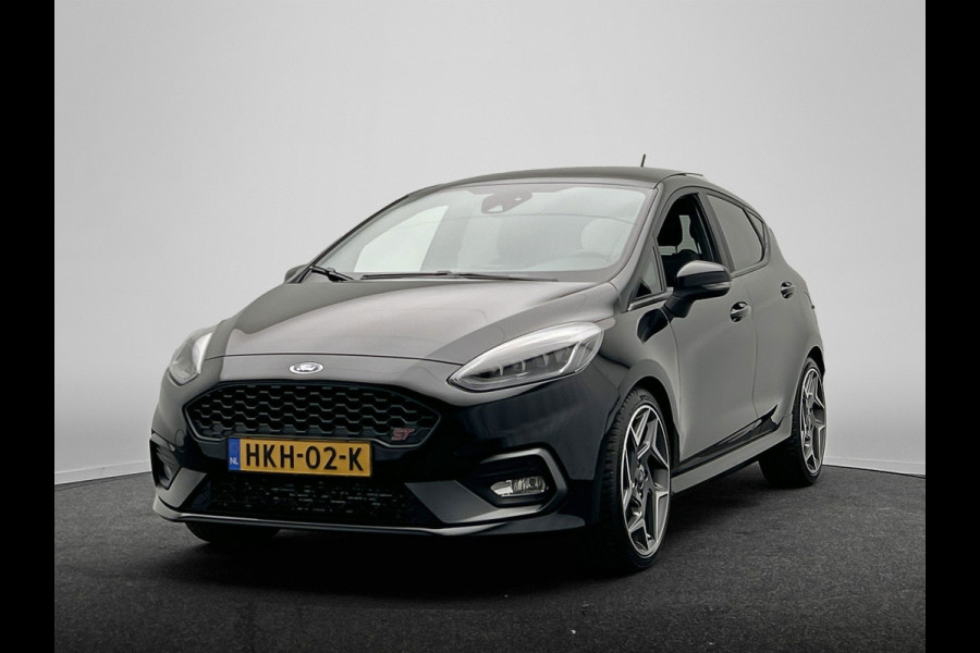 Ford Fiesta 1.5 EcoBoost ST-3 200 PK Performance | Panoramadak | B&O | Recaro | Carplay | Camera | Stoel/Stuur Verwarming |