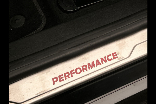Ford Fiesta 1.5 EcoBoost ST-3 200 PK Performance | Panoramadak | B&O | Recaro | Carplay | Camera | Stoel/Stuur Verwarming |
