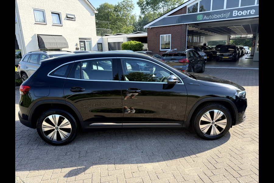 Mercedes-Benz EQA 250 Bns Solution Luxury 67 kWh SOH 94%, Camera, App Connect
