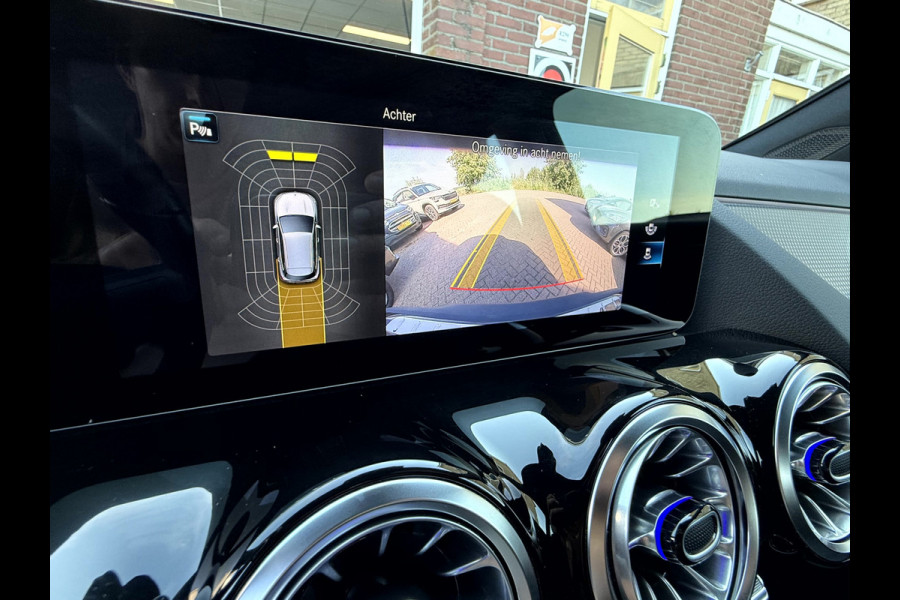 Mercedes-Benz EQA 250 Bns Solution Luxury 67 kWh SOH 94%, Camera, App Connect