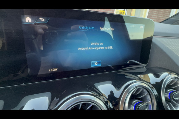 Mercedes-Benz EQA 250 Bns Solution Luxury 67 kWh SOH 94%, Camera, App Connect
