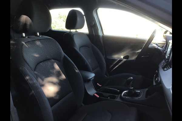 Hyundai i30 1.4 T-GDI Comfort in zeer mooie staat, all-in prijs