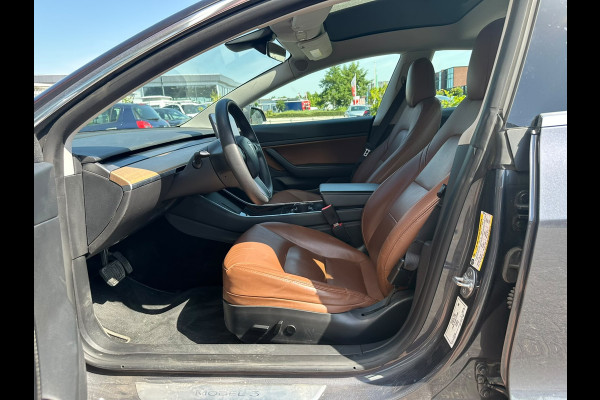 Tesla Model 3 Standard RWD Plus | Trekhaak | Tabacco Leder