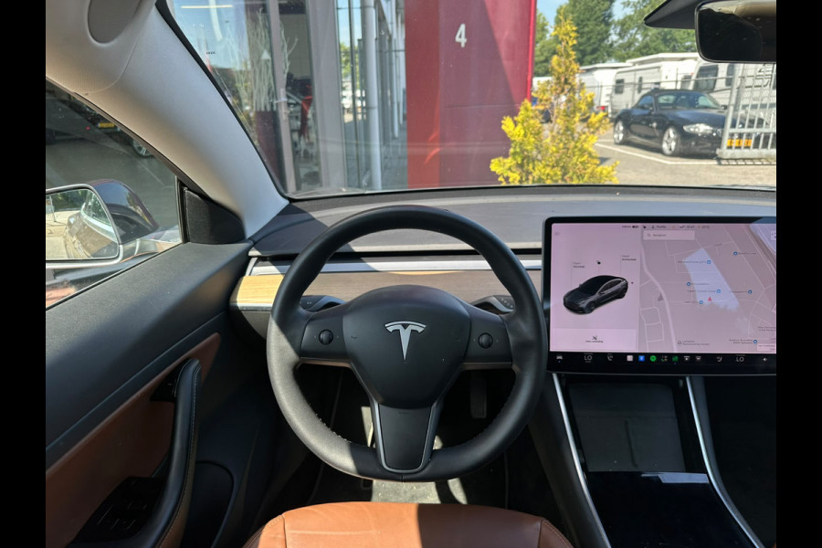Tesla Model 3 Standard RWD Plus | Trekhaak | Tabacco Leder