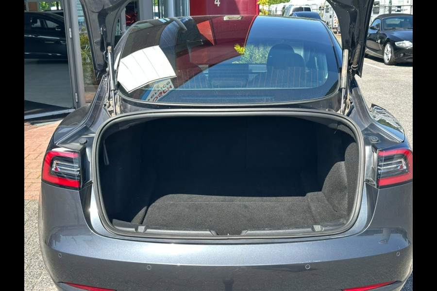 Tesla Model 3 Standard RWD Plus | Trekhaak | Tabacco Leder