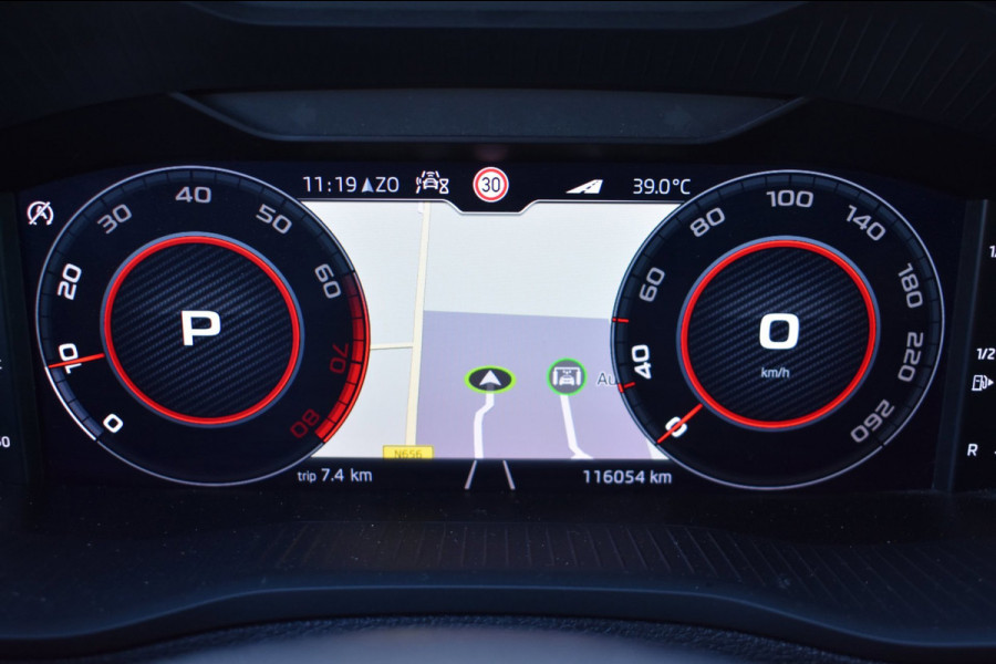 Škoda Karoq 1.5 TSI ACT Sportline | TREKHAAK | ADAPTIEVE CRUISE CONTROLE | CAMERA | NAP | STOELVERWARMING | CANTON