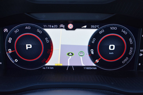 Škoda Karoq 1.5 TSI ACT Sportline | TREKHAAK | ADAPTIEVE CRUISE CONTROLE | CAMERA | NAP | STOELVERWARMING | CANTON