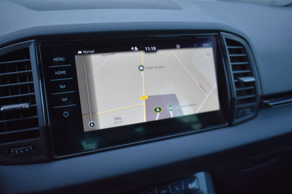 Škoda Karoq 1.5 TSI ACT Sportline | TREKHAAK | ADAPTIEVE CRUISE CONTROLE | CAMERA | NAP | STOELVERWARMING | CANTON