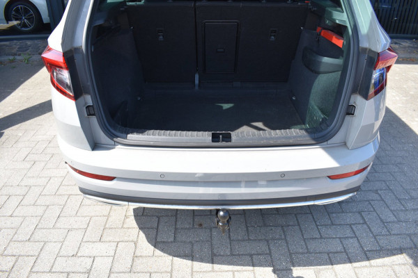 Škoda Karoq 1.5 TSI ACT Sportline | TREKHAAK | ADAPTIEVE CRUISE CONTROLE | CAMERA | NAP | STOELVERWARMING | CANTON