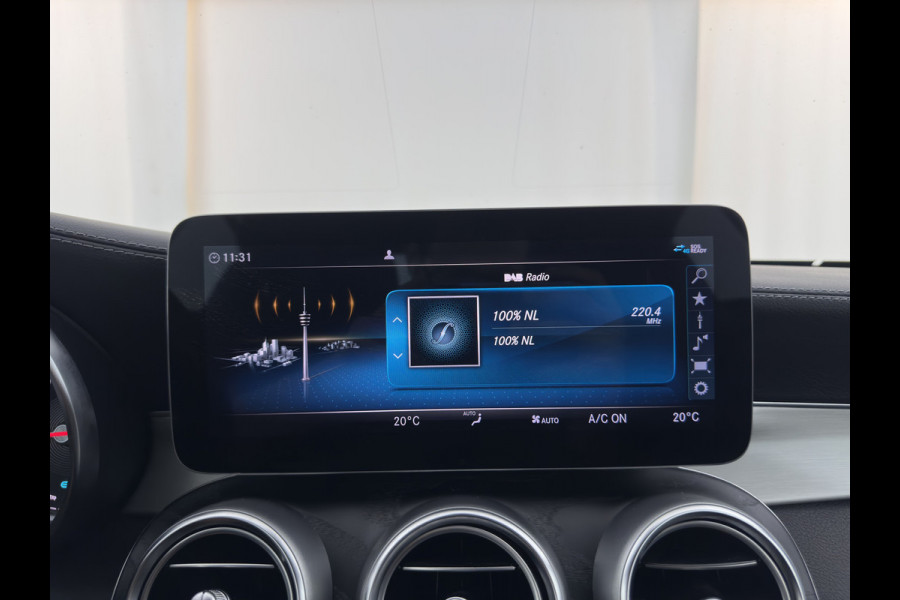 Mercedes-Benz C-Klasse Cabrio 200 AMG Line (INCL-BTW) Aut. *LEATHER-MICROFIBRE | FULL-LED | HEATED-SPORTSEATS | KEYLESS | AIRSCARF | NAVI-FULLMAP | DAB | CAMERA | AMBIENTLIGHT | AIRCAP | ECC | PDC | CRUISE | DRAFT-STOP | 18''ALU