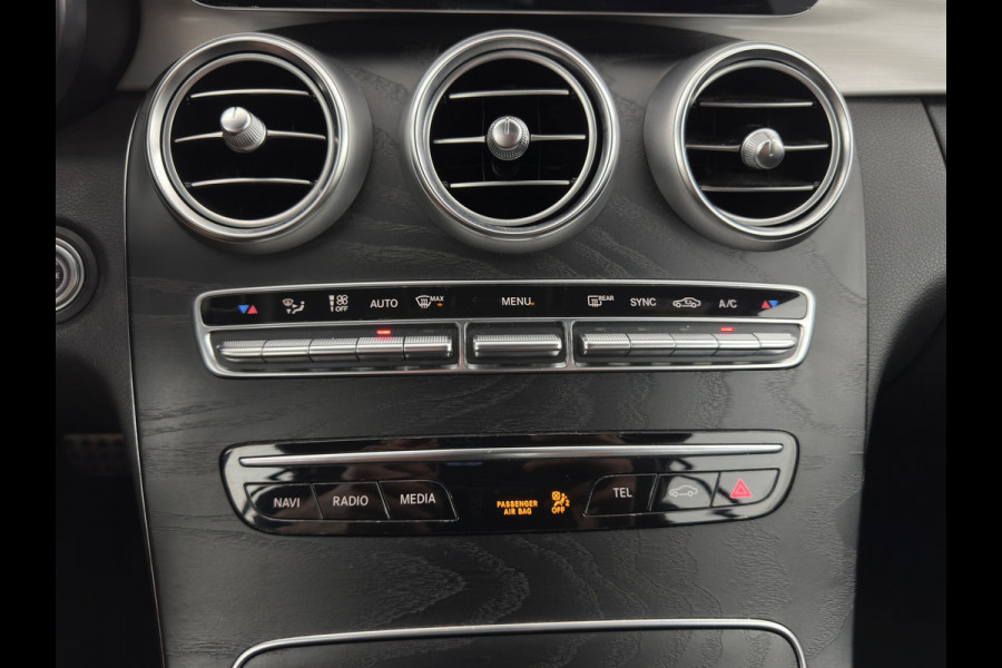 Mercedes-Benz C-Klasse Cabrio 200 AMG Line (INCL-BTW) Aut. *LEATHER-MICROFIBRE | FULL-LED | HEATED-SPORTSEATS | KEYLESS | AIRSCARF | NAVI-FULLMAP | DAB | CAMERA | AMBIENTLIGHT | AIRCAP | ECC | PDC | CRUISE | DRAFT-STOP | 18''ALU