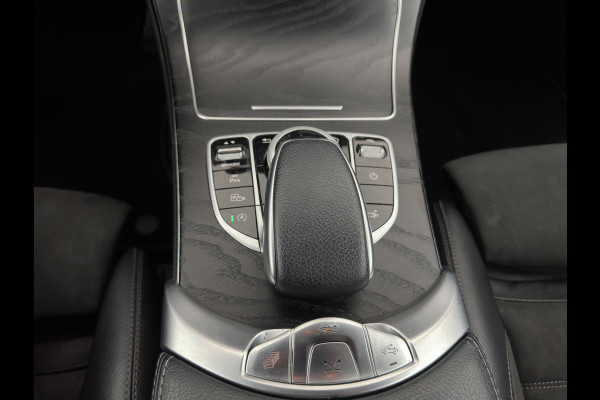 Mercedes-Benz C-Klasse Cabrio 200 AMG Line (INCL-BTW) Aut. *LEATHER-MICROFIBRE | FULL-LED | HEATED-SPORTSEATS | KEYLESS | AIRSCARF | NAVI-FULLMAP | DAB | CAMERA | AMBIENTLIGHT | AIRCAP | ECC | PDC | CRUISE | DRAFT-STOP | 18''ALU
