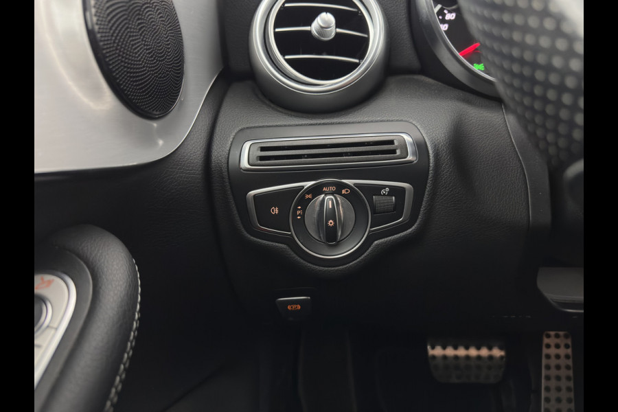 Mercedes-Benz C-Klasse Cabrio 200 AMG Line (INCL-BTW) Aut. *LEATHER-MICROFIBRE | FULL-LED | HEATED-SPORTSEATS | KEYLESS | AIRSCARF | NAVI-FULLMAP | DAB | CAMERA | AMBIENTLIGHT | AIRCAP | ECC | PDC | CRUISE | DRAFT-STOP | 18''ALU