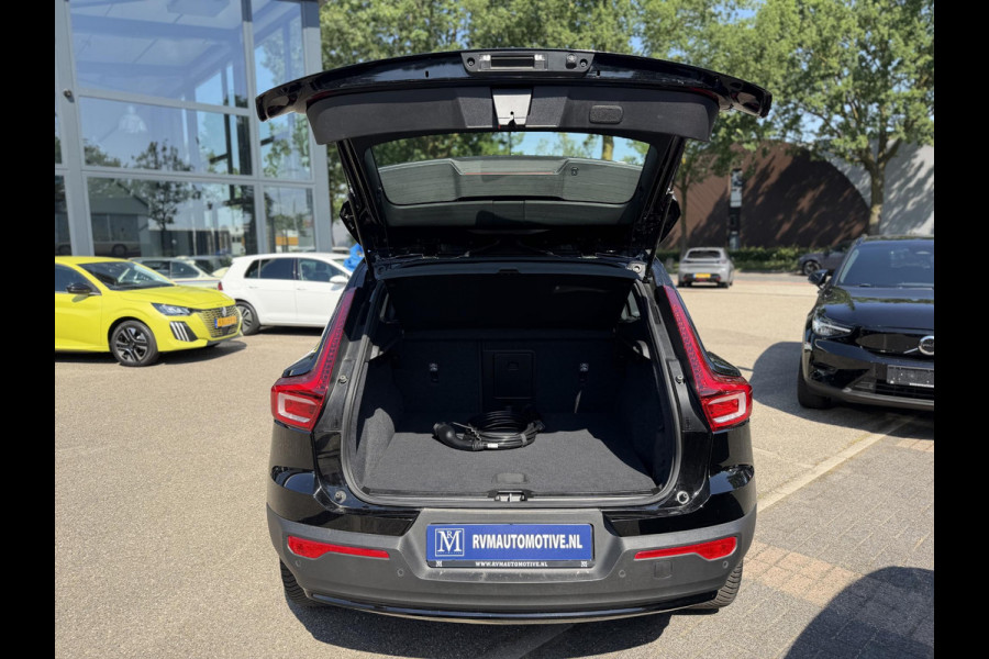 Volvo XC40 Recharge Core 70 kWh SOH 94% VAN: 32.900,- VOOR: 30.877,- UW WKVOORDEEL: 2.023,-