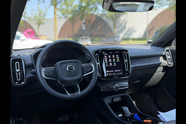 Volvo XC40 Recharge Core 70 kWh SOH 94% VAN: 32.900,- VOOR: 30.877,- UW WKVOORDEEL: 2.023,-