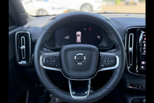 Volvo XC40 Recharge Core 70 kWh SOH 94% VAN: 32.900,- VOOR: 30.877,- UW WKVOORDEEL: 2.023,-