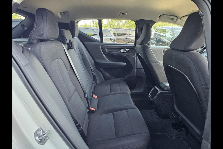 Volvo XC40 1.5 T3 Zeer netjes | Perfect onderhouden | Virtual cockpit | LED | Camera | Adaptive cruise control etc.