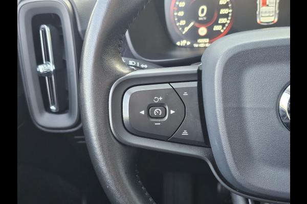 Volvo XC40 1.5 T3 Zeer netjes | Perfect onderhouden | Virtual cockpit | LED | Camera | Adaptive cruise control etc.