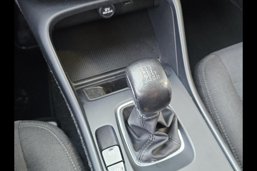 Volvo XC40 1.5 T3 Zeer netjes | Perfect onderhouden | Virtual cockpit | LED | Camera | Adaptive cruise control etc.