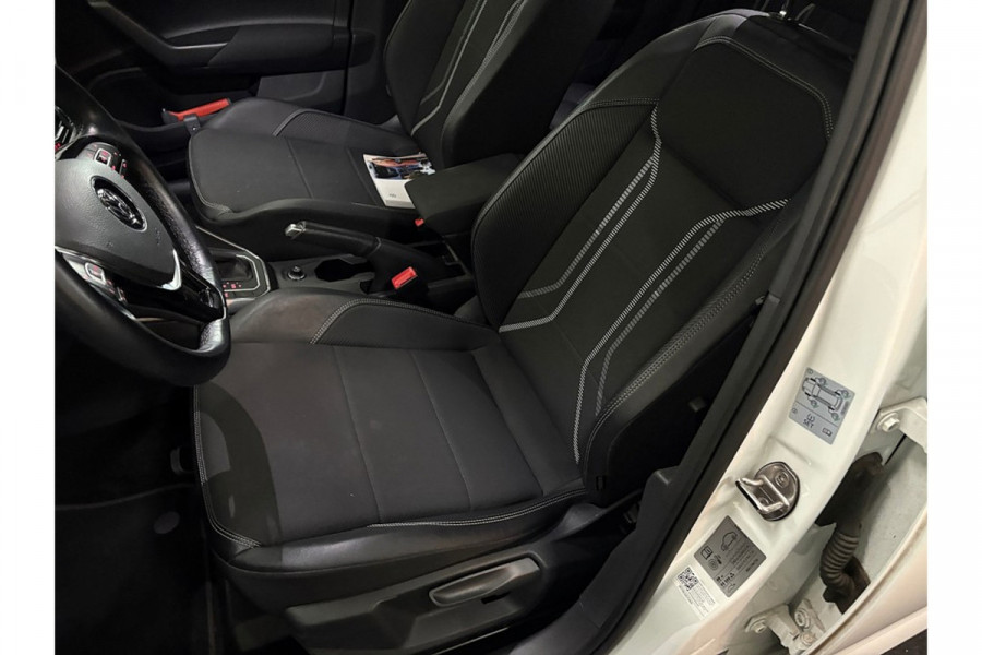 Volkswagen Polo 1.0 TSI Highline Business R - Automaat - Virt.Cockpit - Navi - Beats - Org.NL