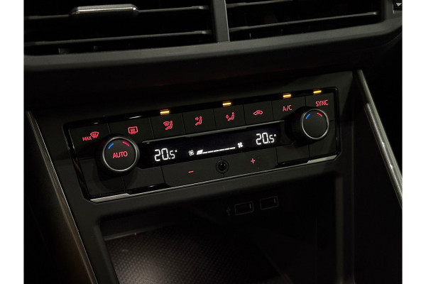 Volkswagen Polo 1.0 TSI Highline Business R - Automaat - Virt.Cockpit - Navi - Beats - Org.NL