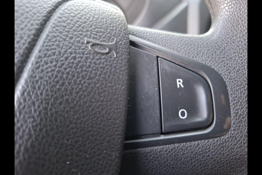 Renault Master T35 2.3 dCi L2H2 AIRCO / CRUISE CONTROLE / IMPERIAL / TREKHAAK / EURO 6