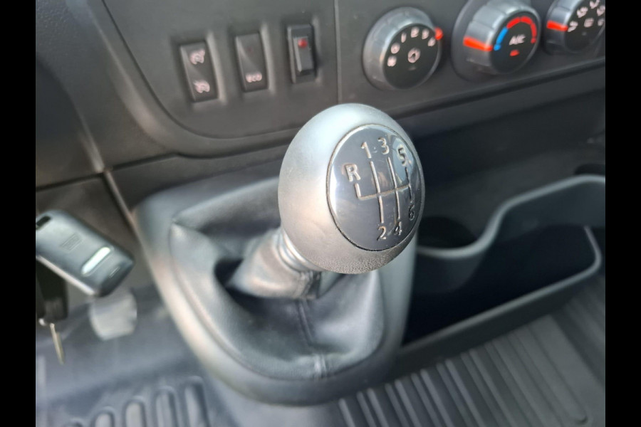 Renault Master T35 2.3 dCi L2H2 AIRCO / CRUISE CONTROLE / IMPERIAL / TREKHAAK / EURO 6