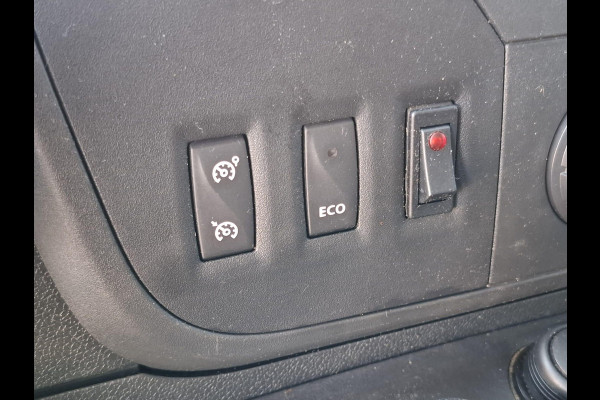 Renault Master T35 2.3 dCi L2H2 AIRCO / CRUISE CONTROLE / IMPERIAL / TREKHAAK / EURO 6